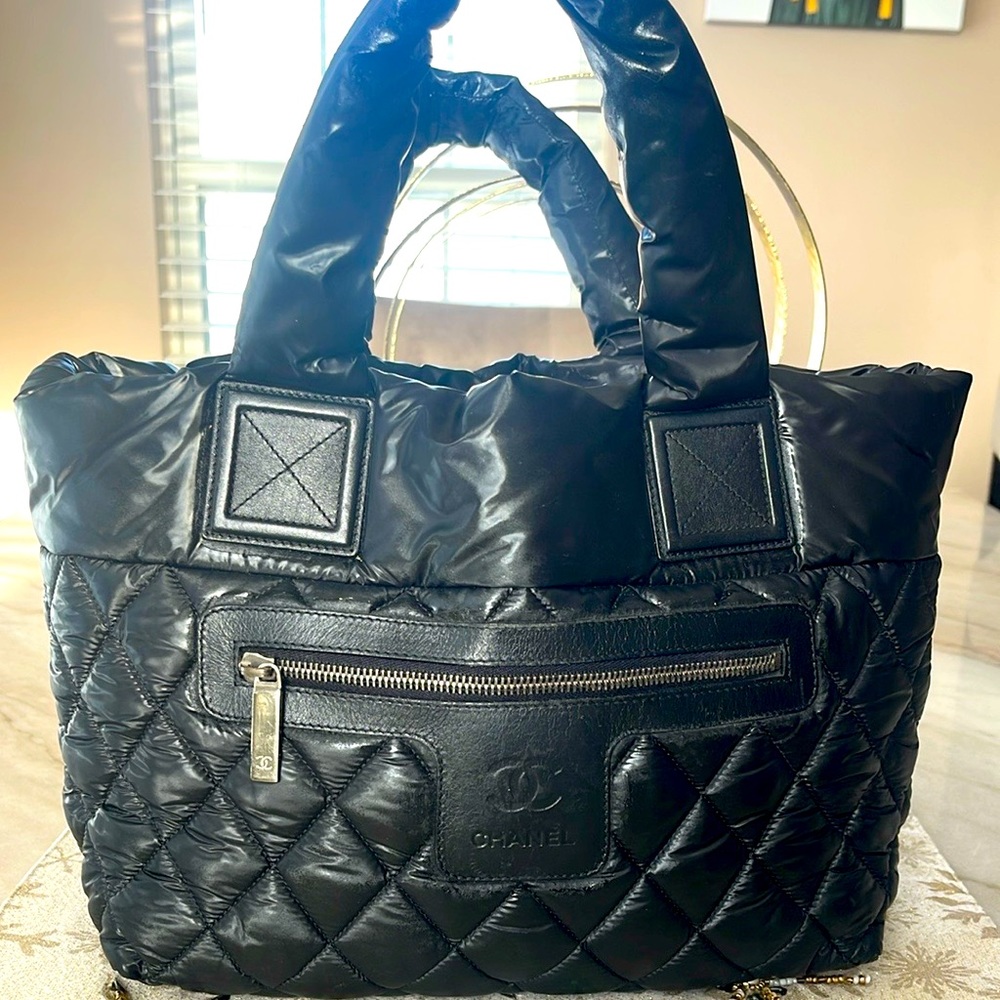 Chanel Black Quilted Women's Bag
